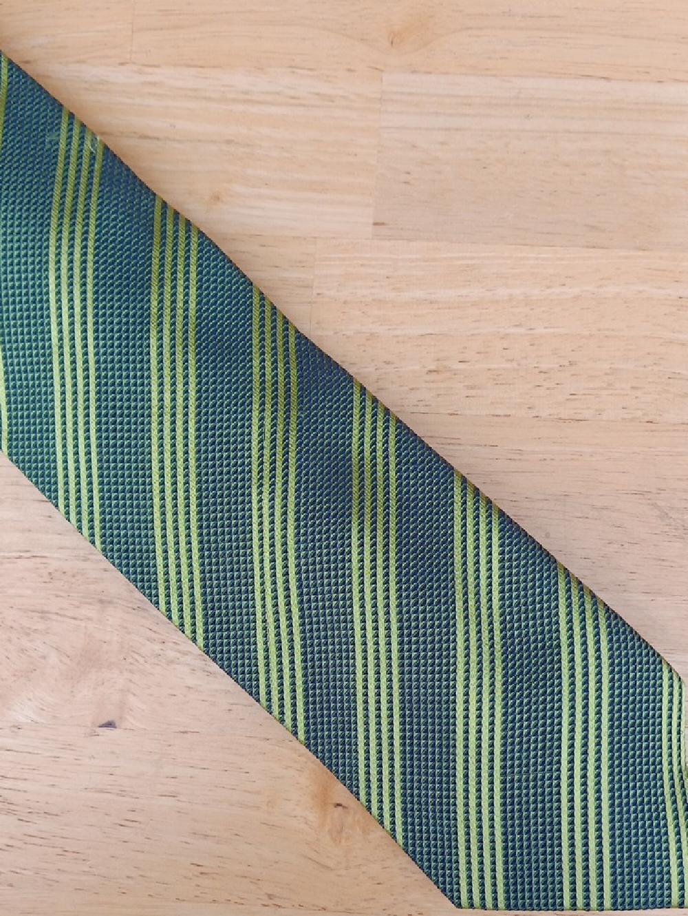 Canalejas Madrid Green Striped Men's Tie with Lime Accent